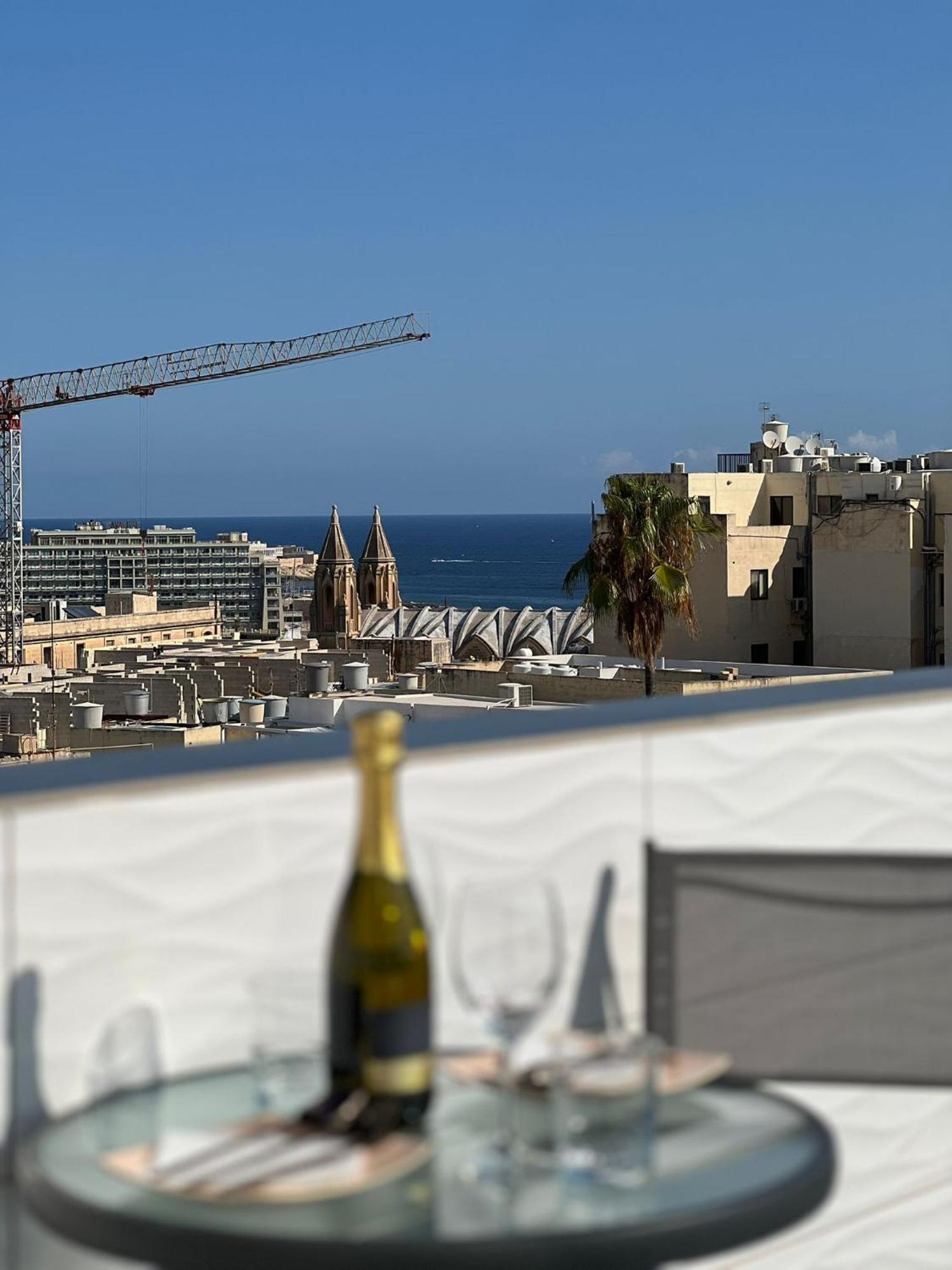 Luxurious Penthouse In Apartment Sliema