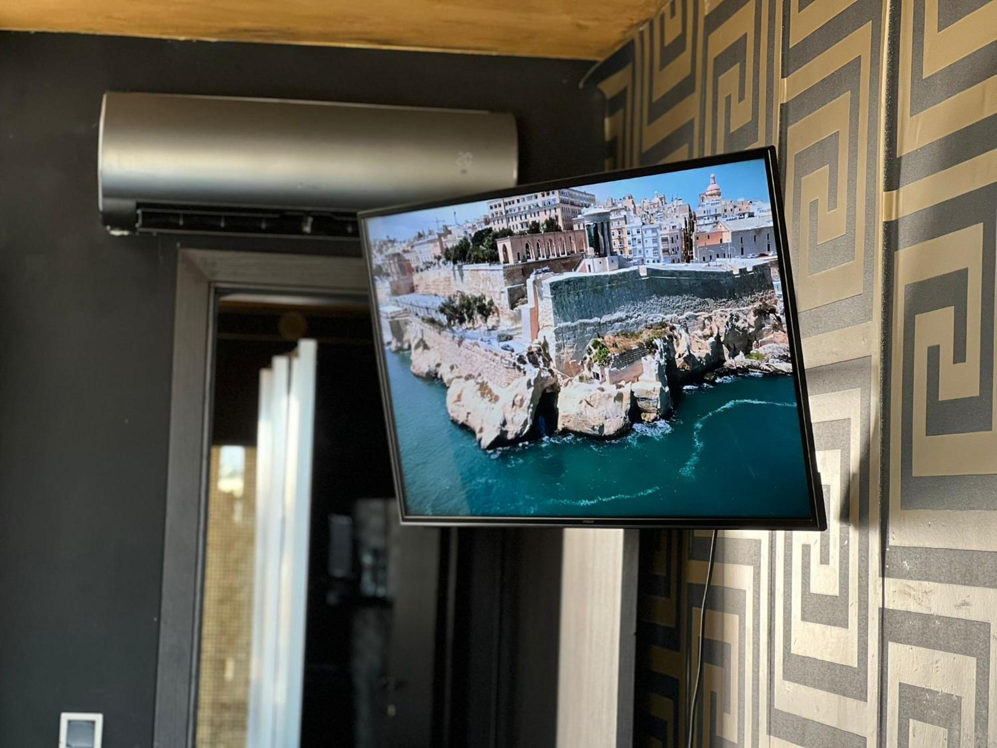 Luxurious Penthouse In Apartment Sliema